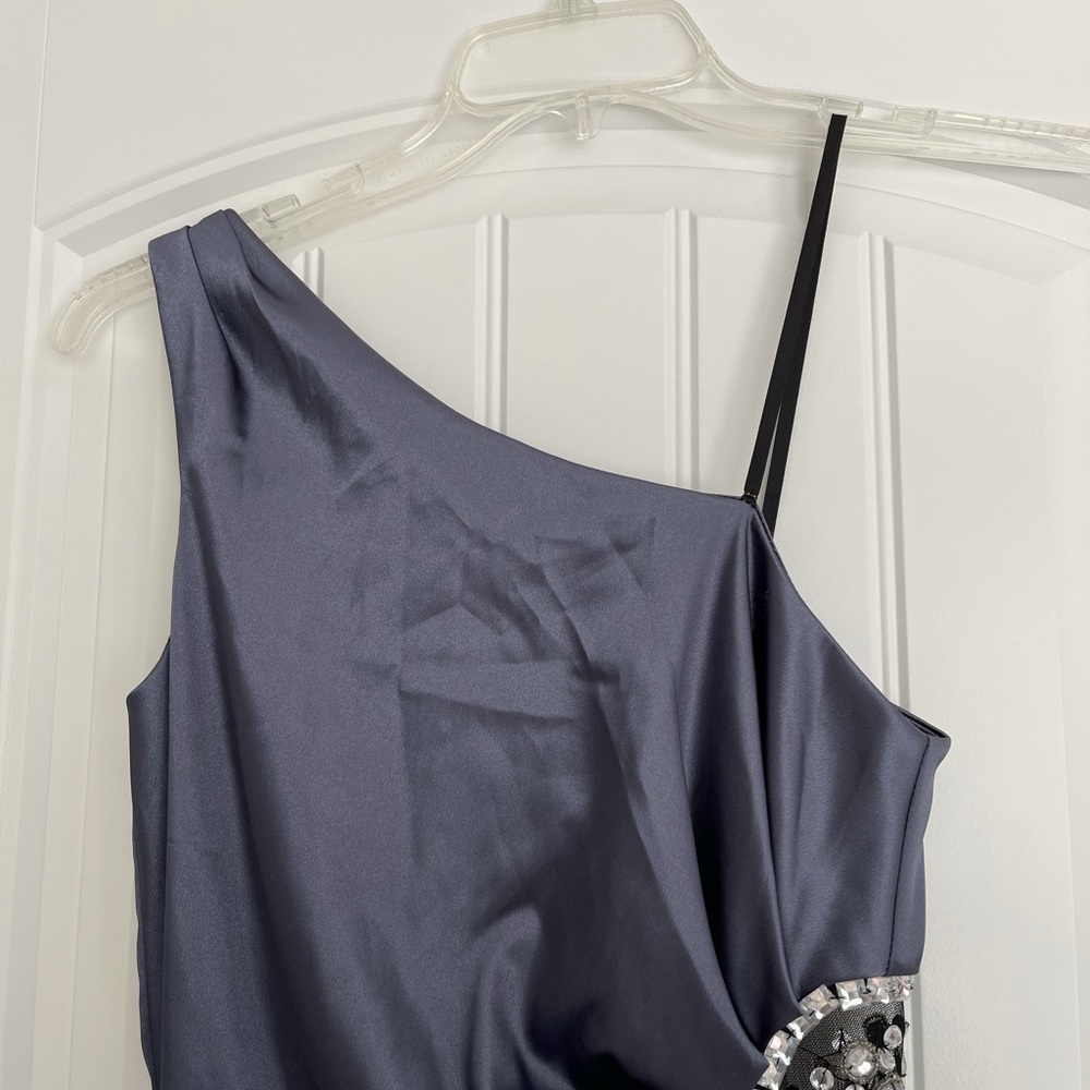 Formal One Shoulder Maxi Dress! - Picture 6 of 10